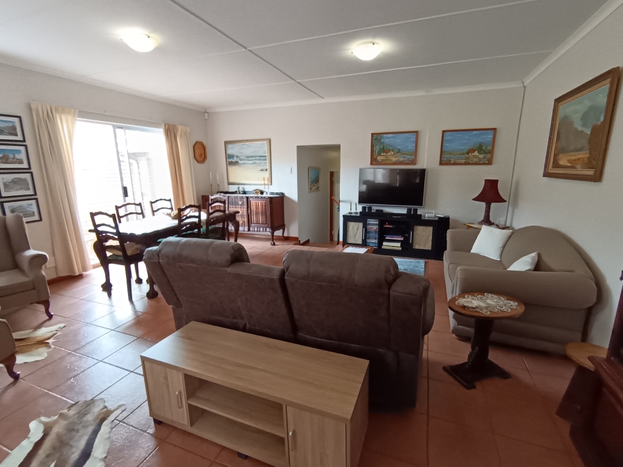 3 Bedroom Property for Sale in Jeffreys Bay Central Eastern Cape